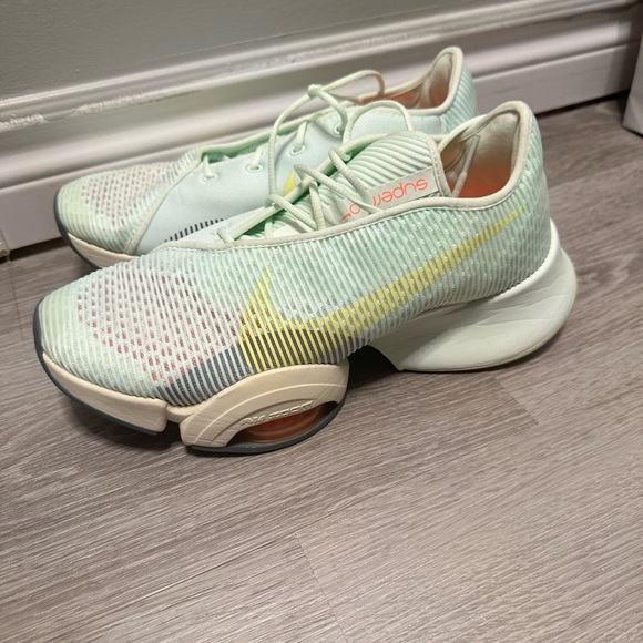 Nike Air Zoom Superrep 2 womens runners - Picture 2 of 7
